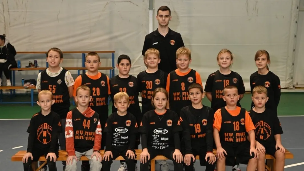 KK PIK skolica sporta vertikalna